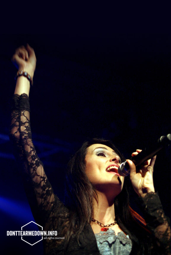 Sharon den Adel Warszawa Poland Polksi Live 2008